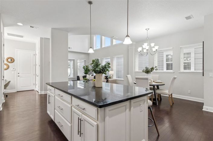 Image No.12-3 Bed House for sale