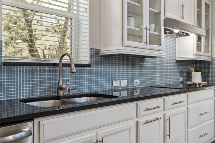 Image No.7-3 Bed House for sale