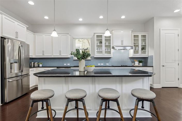 Image No.9-3 Bed House for sale