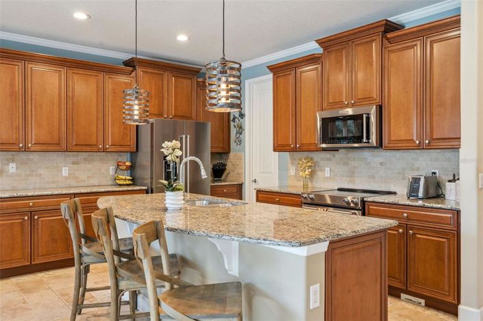 Image No.14-4 Bed House for sale