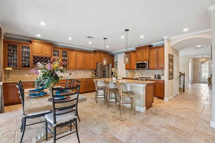 Image No.16-4 Bed House for sale