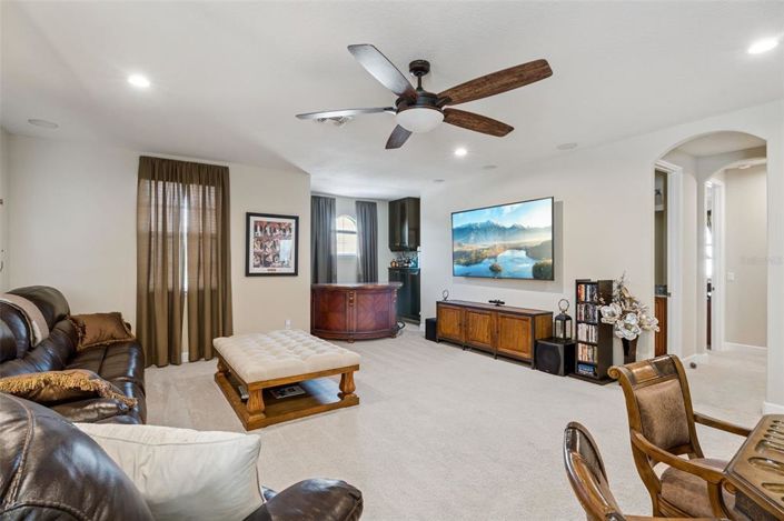 Image No.28-4 Bed House for sale