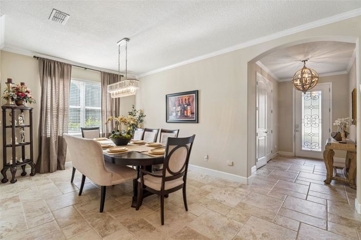 Image No.6-4 Bed House for sale