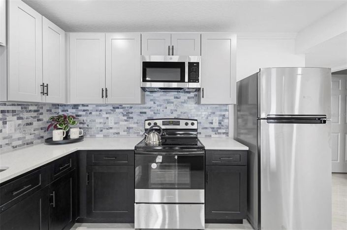 Image No.15-8 Bed House for sale