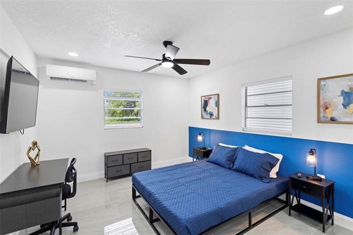 Image No.23-8 Bed House for sale