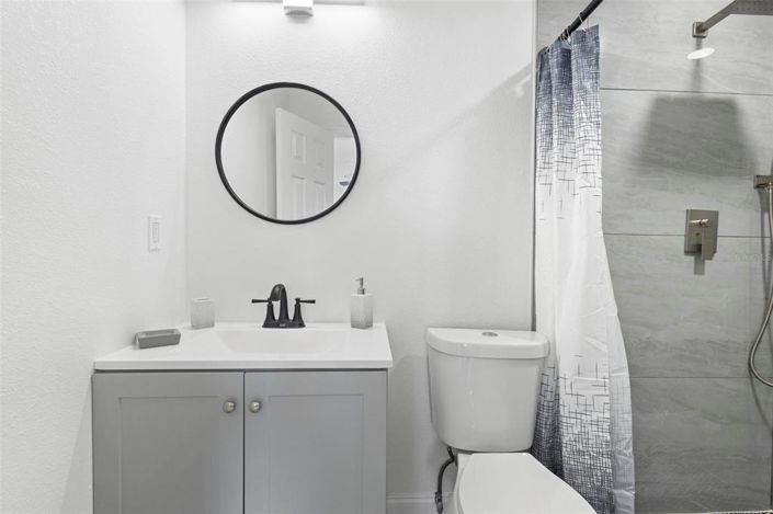 Image No.44-8 Bed House for sale