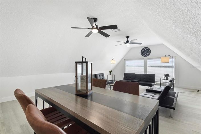 Image No.51-8 Bed House for sale