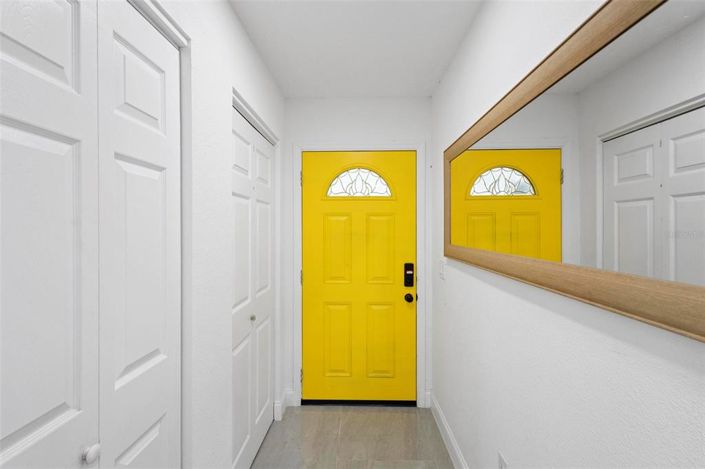 Image No.6-8 Bed House for sale