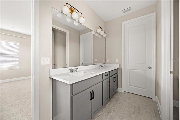 Image No.19-4 Bed House for sale