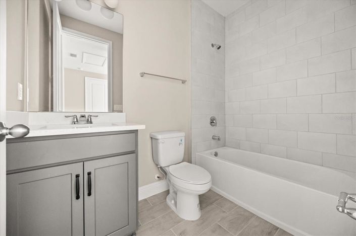 Image No.22-4 Bed House for sale