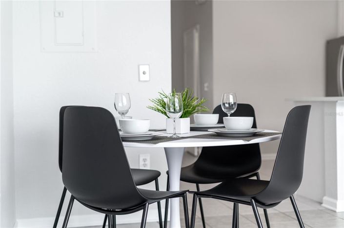 Image No.14-3 Bed Townhouse for sale