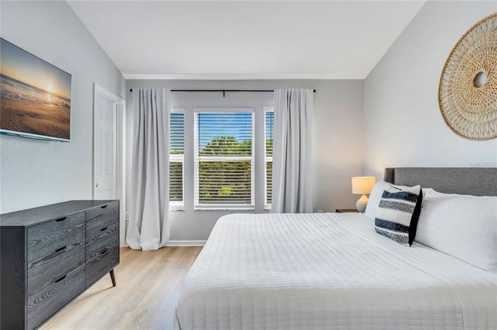 Image No.32-3 Bed Townhouse for sale