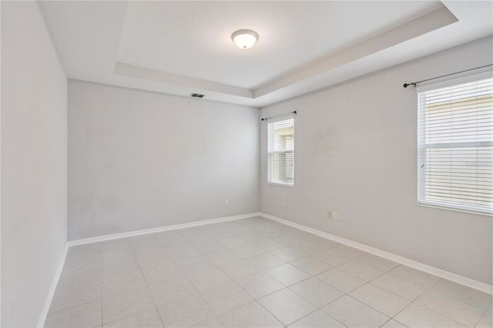 Image No.8-3 Bed House for sale