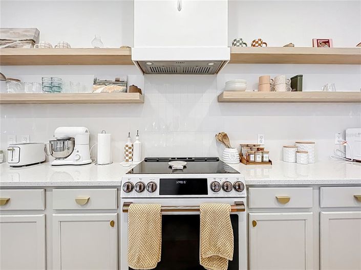 Image No.27-5 Bed House for sale