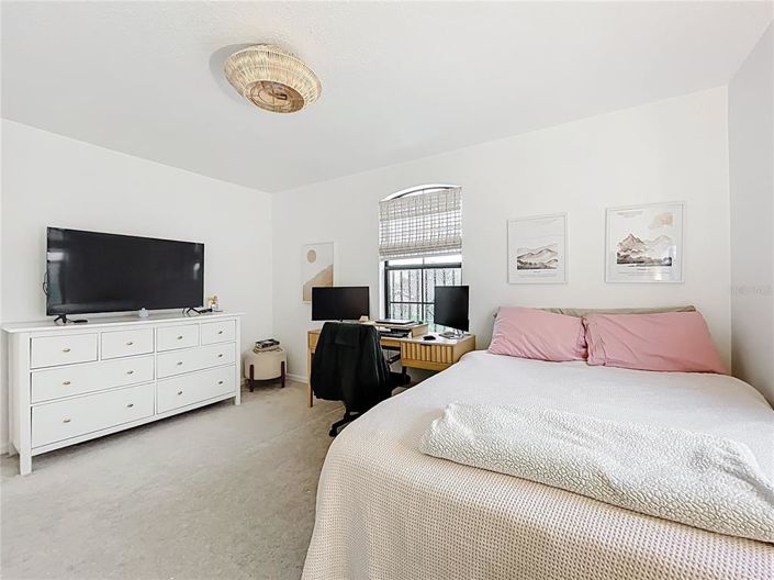 Image No.41-5 Bed House for sale