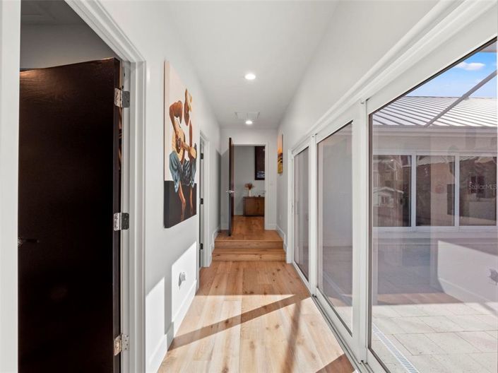 Image No.21-4 Bed House for sale