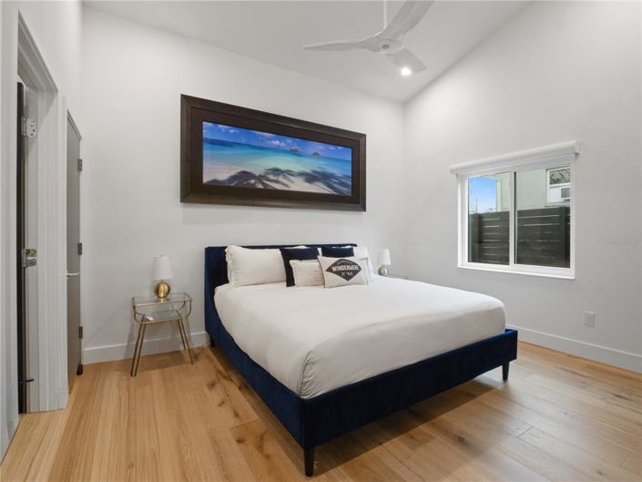 Image No.27-4 Bed House for sale