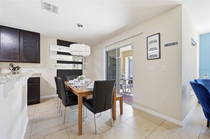 Image No.10-4 Bed House for sale