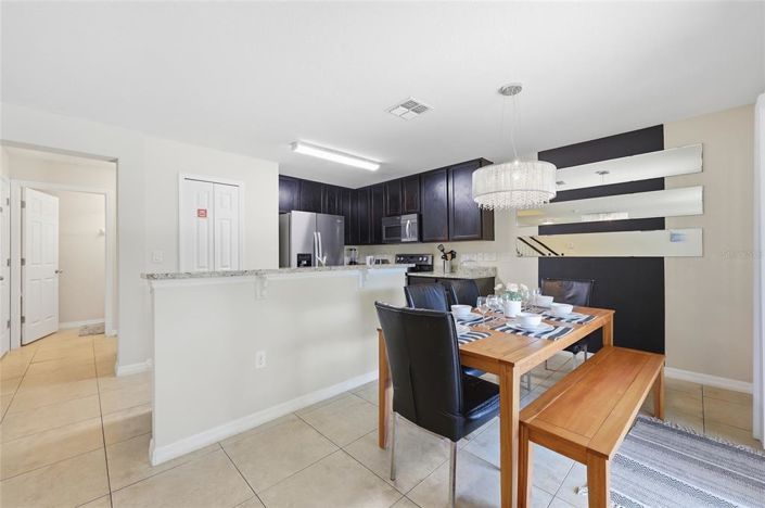 Image No.11-4 Bed House for sale