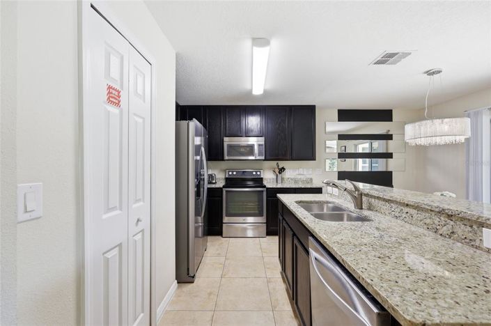 Image No.13-4 Bed House for sale