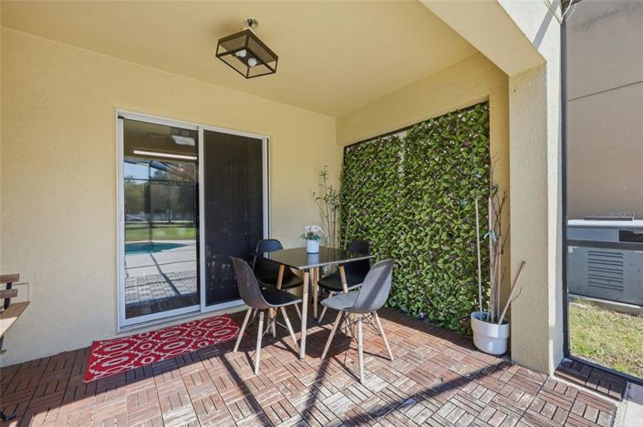 Image No.38-4 Bed House for sale