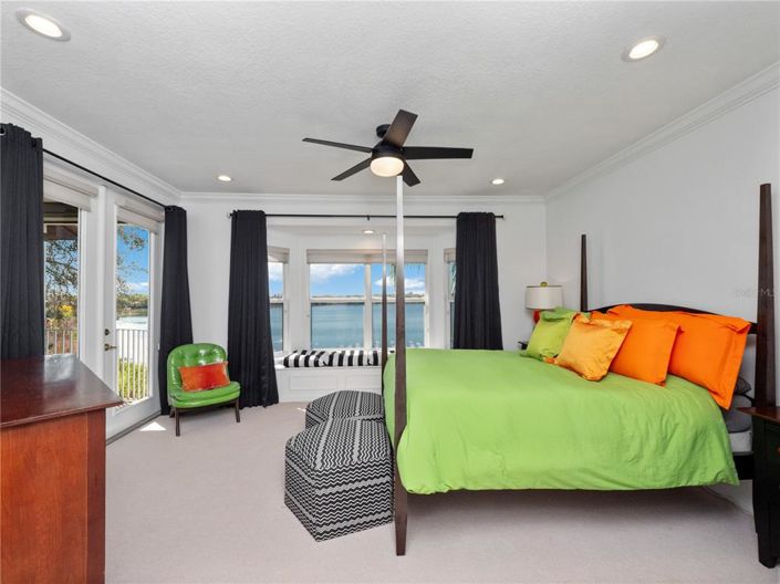 Image No.26-3 Bed Townhouse for sale