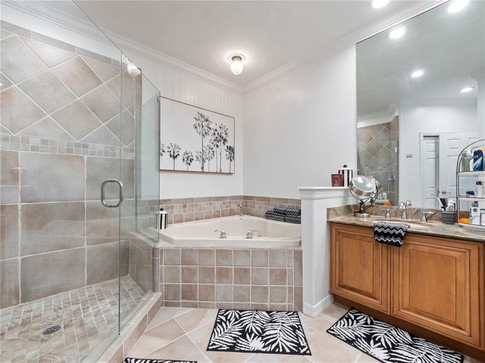 Image No.30-3 Bed Townhouse for sale