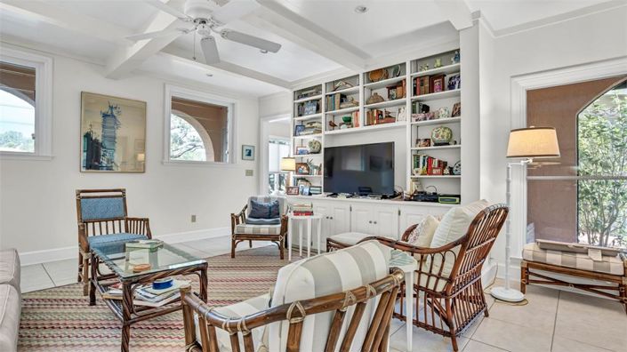 Image No.23-6 Bed Villa for sale