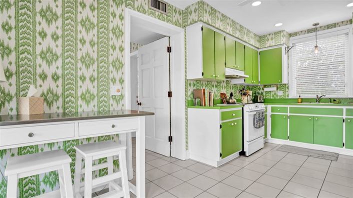 Image No.38-6 Bed Villa for sale