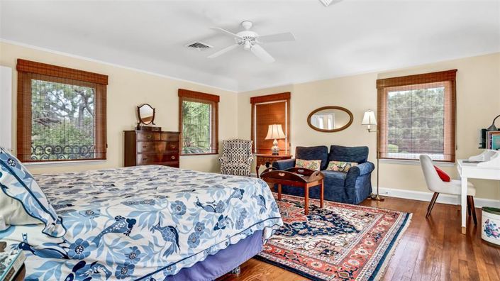 Image No.53-6 Bed Villa for sale