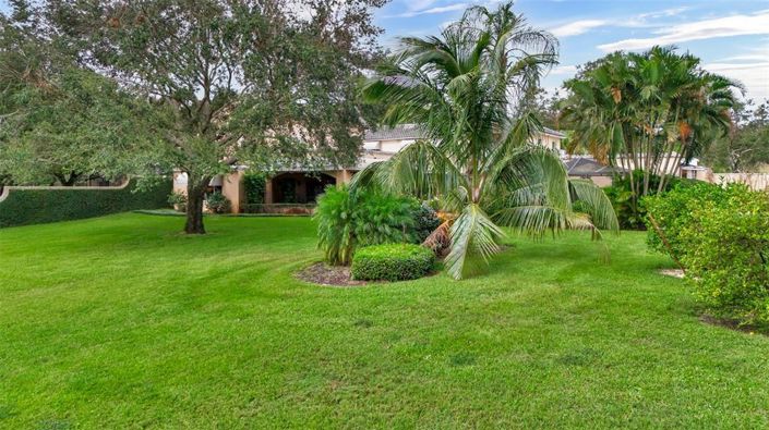 Image No.9-6 Bed Villa for sale