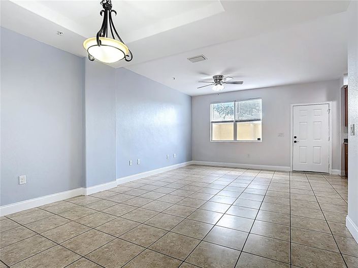 Image No.16-4 Bed Townhouse for sale