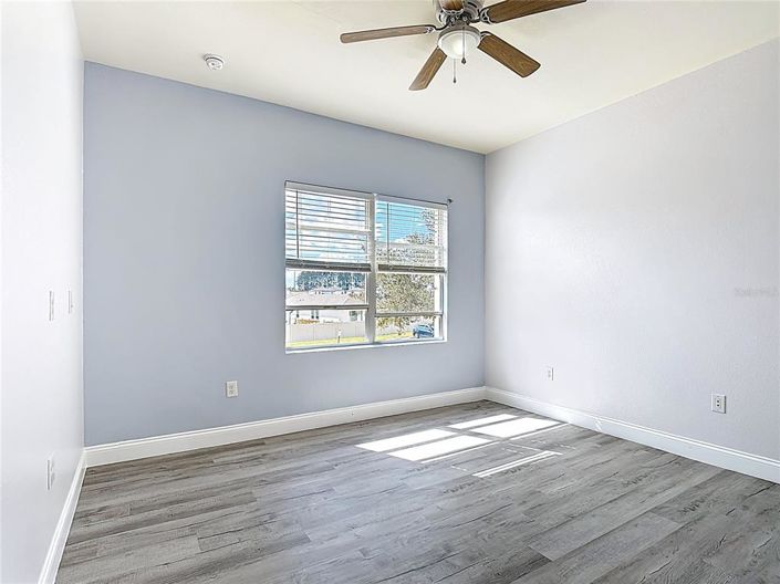 Image No.21-4 Bed Townhouse for sale