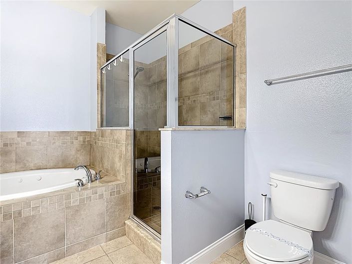 Image No.29-4 Bed Townhouse for sale