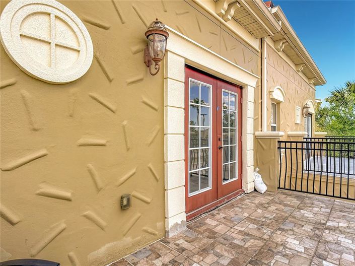 Image No.37-4 Bed Townhouse for sale