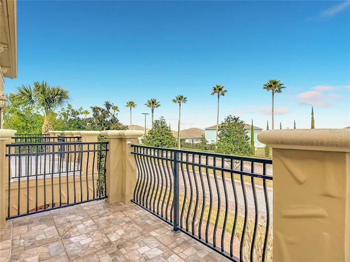 Image No.38-4 Bed Townhouse for sale