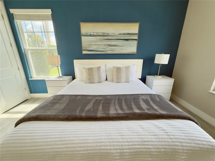 Image No.25-5 Bed Townhouse for sale