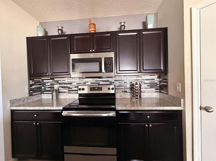 Image No.21-4 Bed House for sale