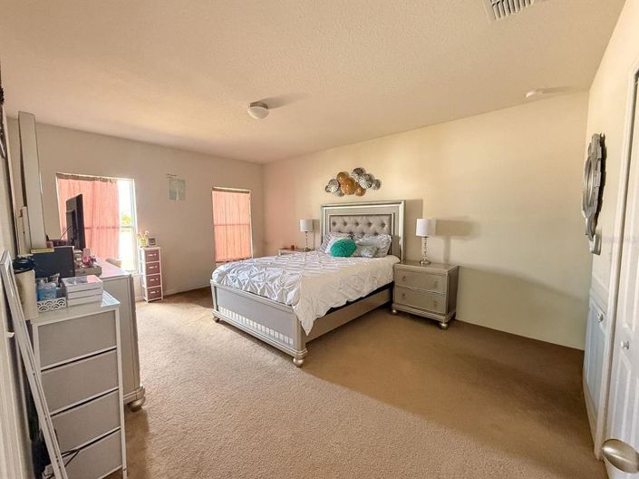 Image No.23-4 Bed House for sale