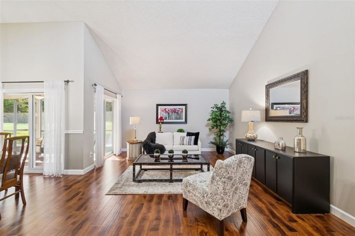 Image No.5-Maison de 4 chambres à vendre à Saint John