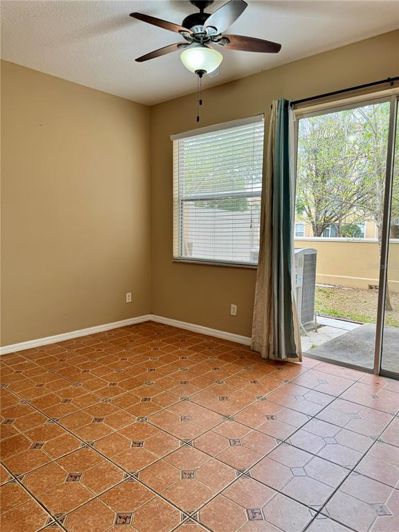 Image No.4-3 Bed Townhouse for sale