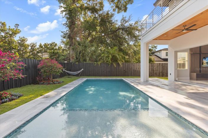 Image No.21-4 Bed House for sale