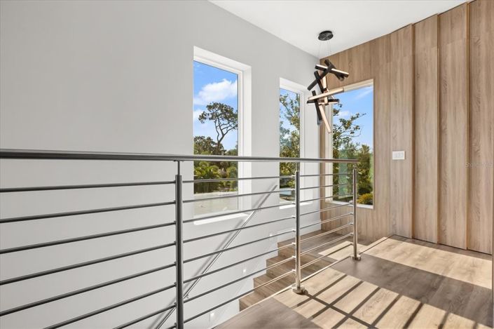 Image No.27-4 Bed House for sale