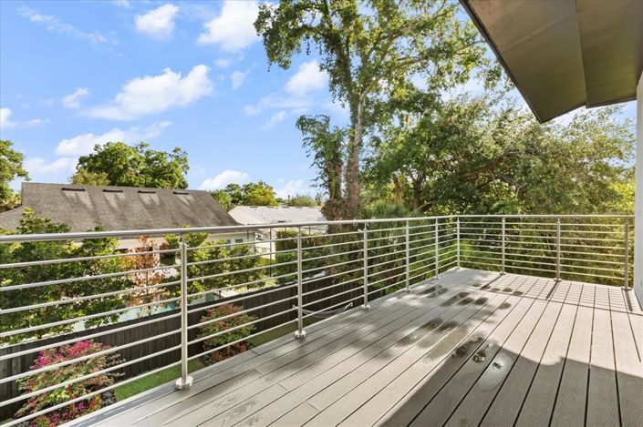 Image No.44-4 Bed House for sale