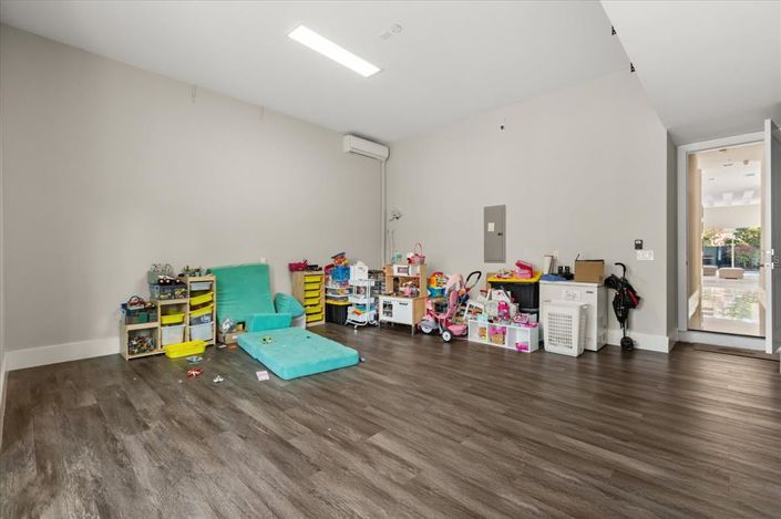 Image No.48-4 Bed House for sale