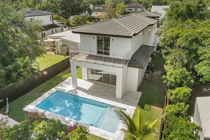 Image No.51-4 Bed House for sale