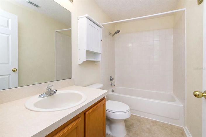 Image No.17-4 Bed House for sale