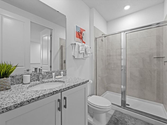 Image No.19-6 Bed House for sale