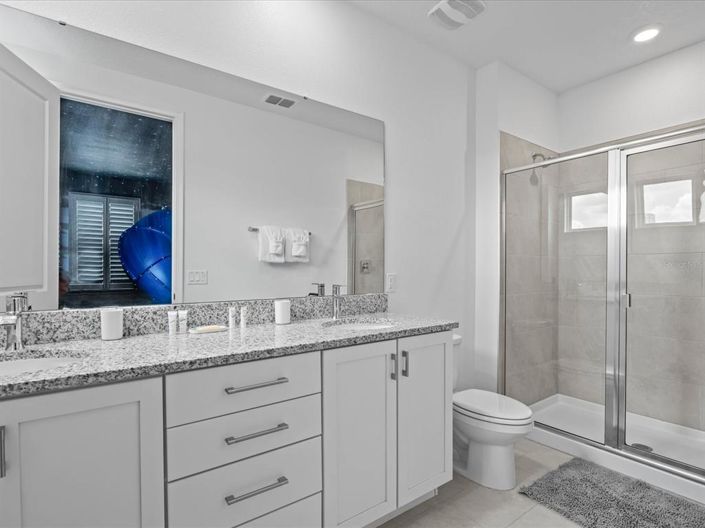 Image No.26-6 Bed House for sale