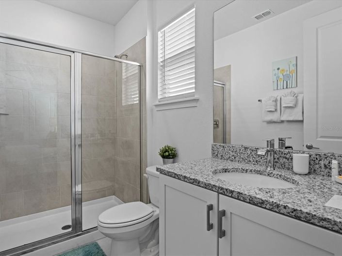 Image No.28-6 Bed House for sale